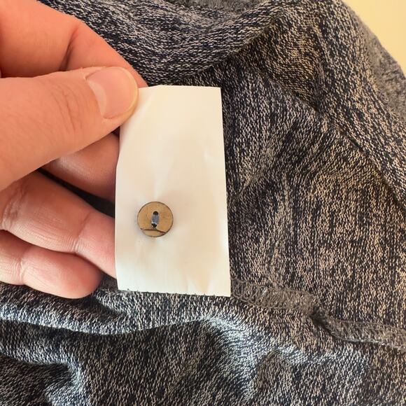 NWT Simple Suzanne Betro Button Detail Turtleneck Cape Tunic Size L Soft Casual - Picture 8 of 8